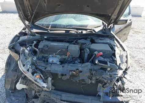 2014 Honda Accord Lx z USA, uszkodzony, nr VIN 1HGCR2F3XEA276978